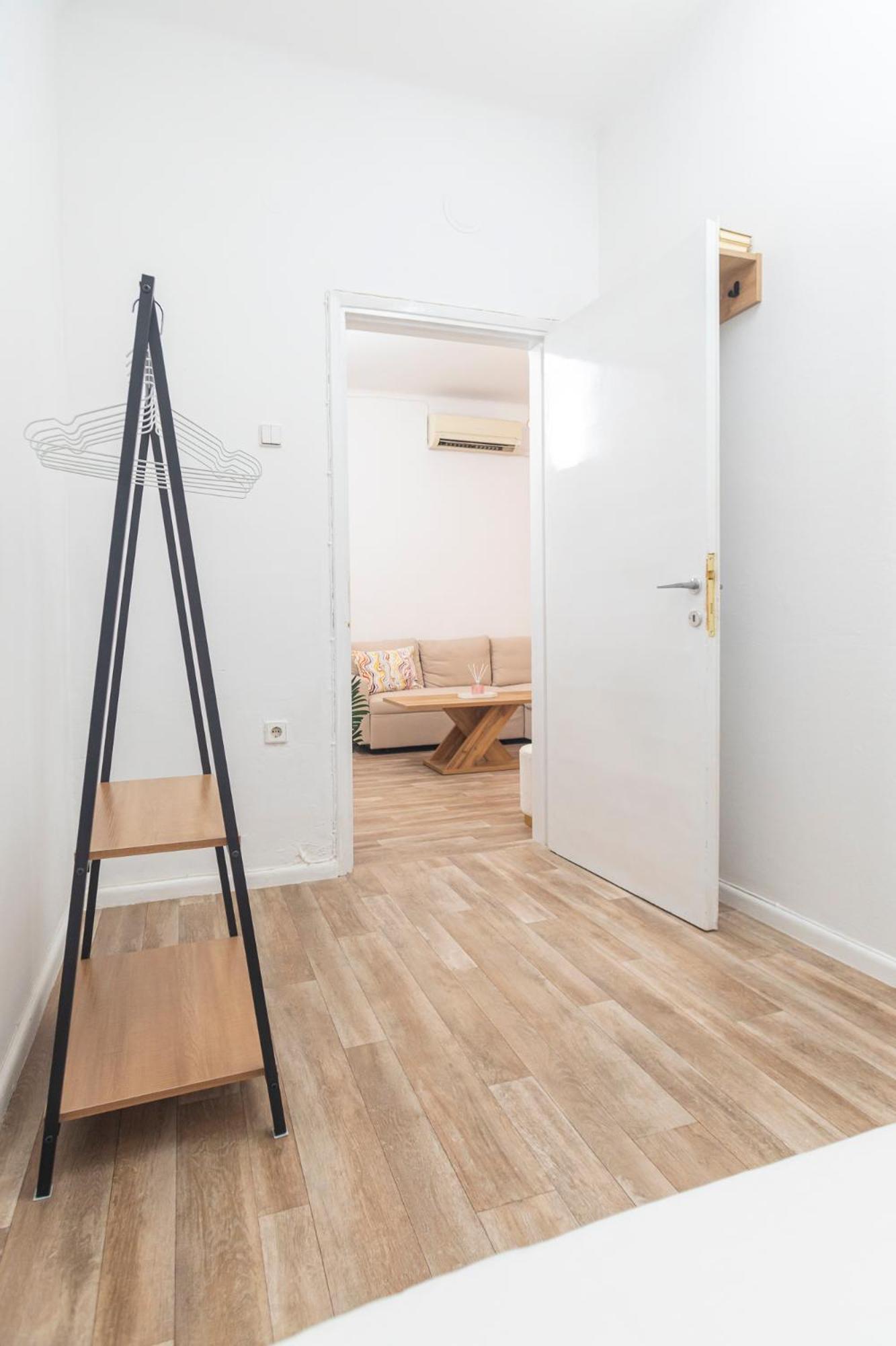 Mainavenue Living Local Apartment Солун Екстериор снимка