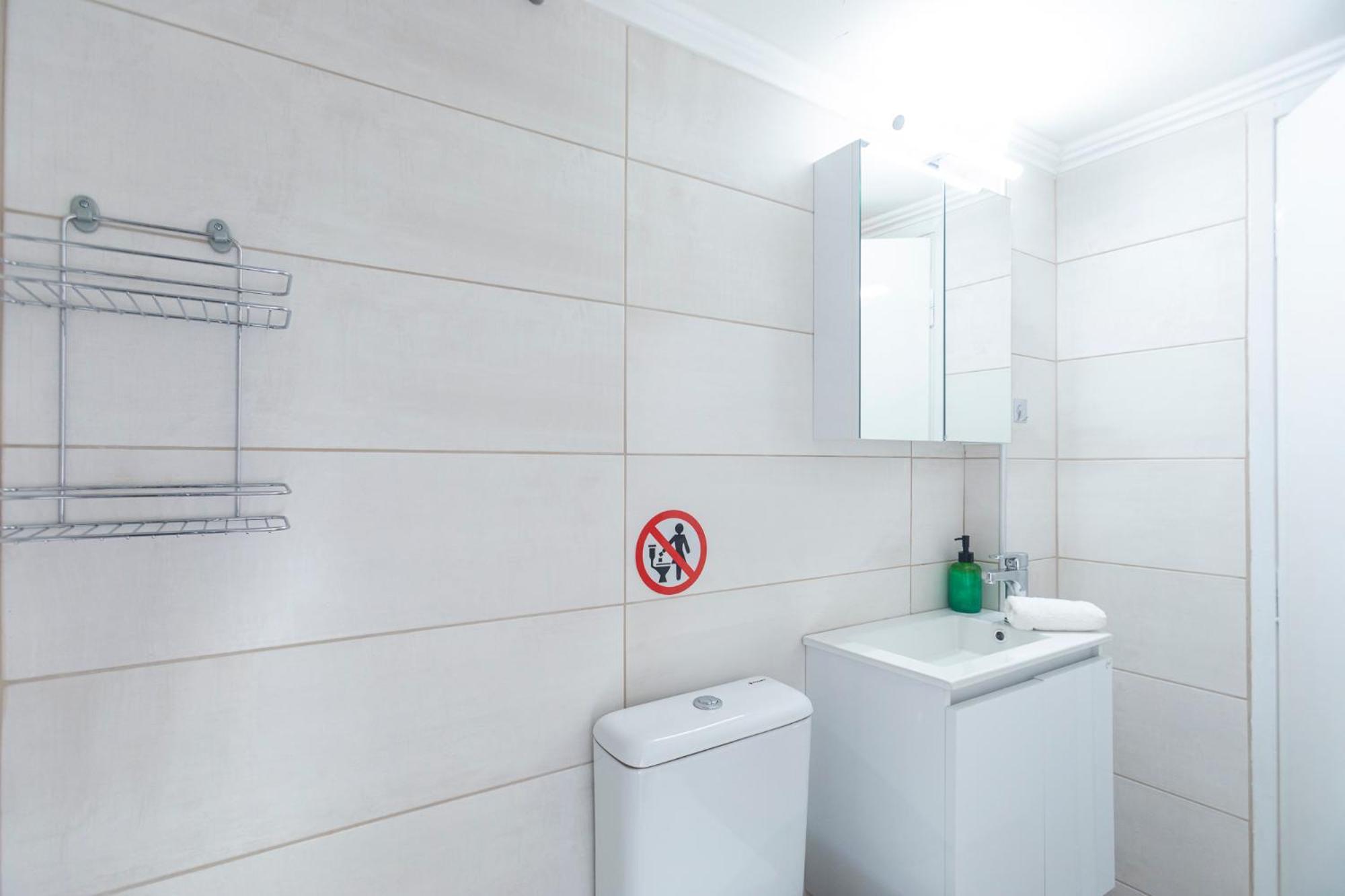 Mainavenue Living Local Apartment Солун Екстериор снимка