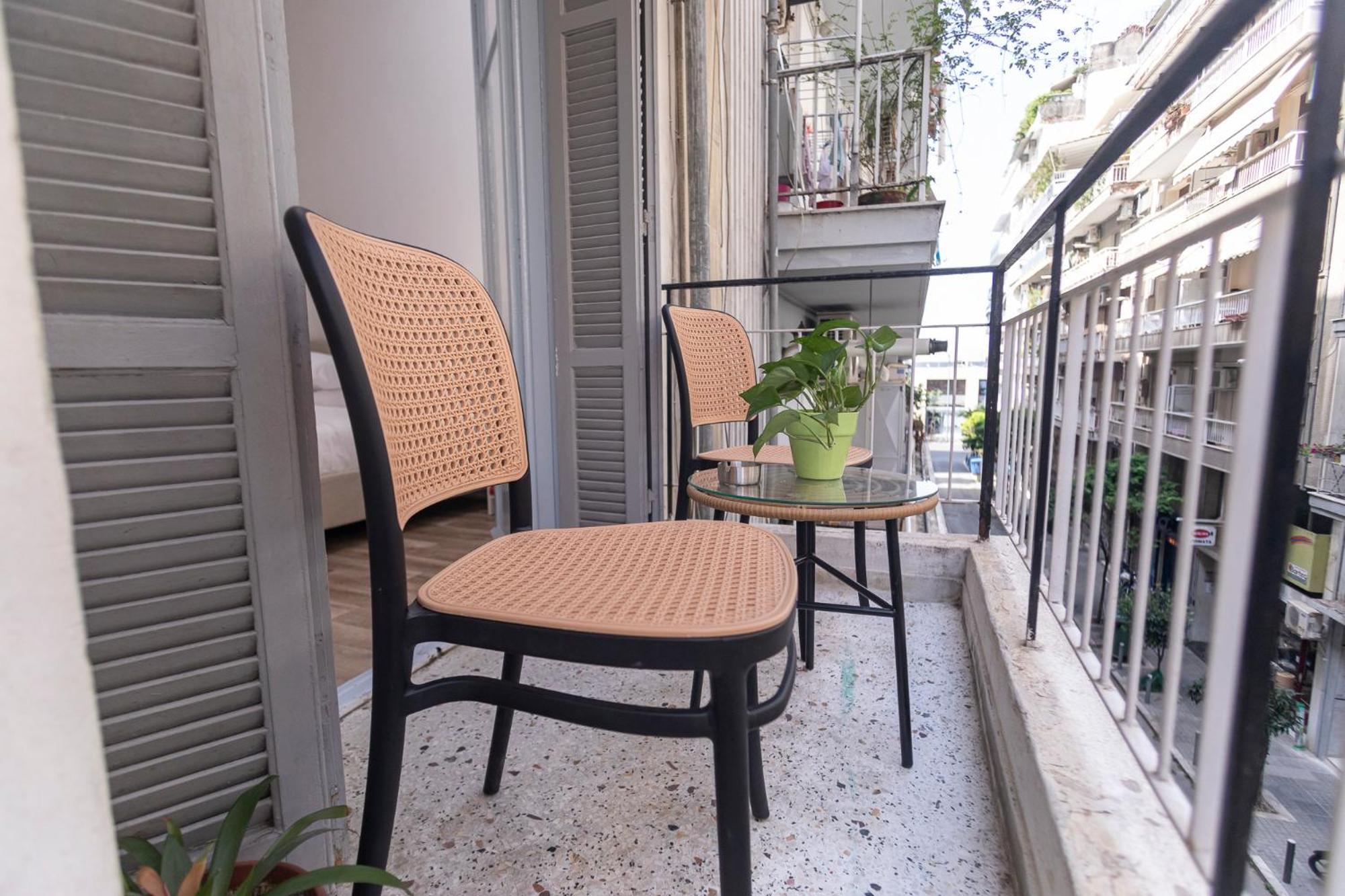 Mainavenue Living Local Apartment Солун Екстериор снимка